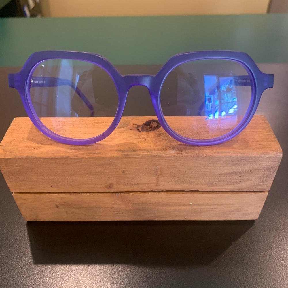 TOM DAVIES TD687. Col 1976
Matte Purple. 50mm Octagon 
Eyeglasses 